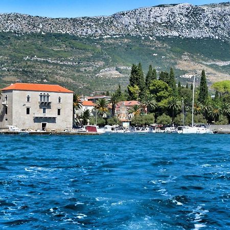 Apartment Nikolic Kaštela Екстериор снимка
