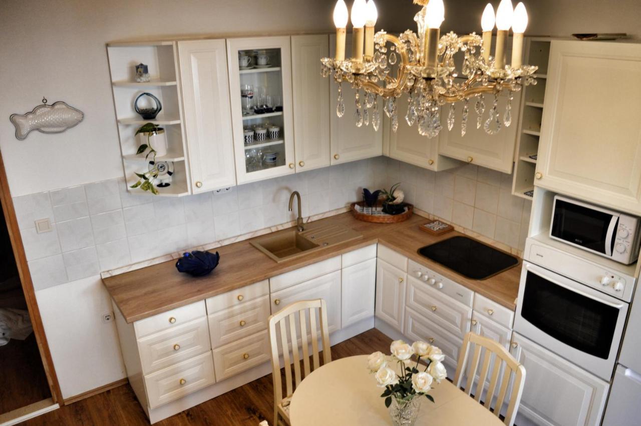 Apartment Nikolic Kaštela Екстериор снимка