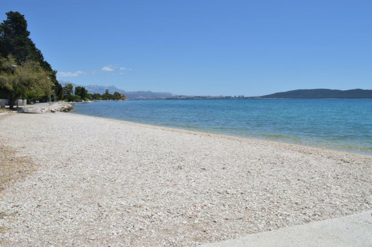Apartment Nikolic Kaštela Екстериор снимка
