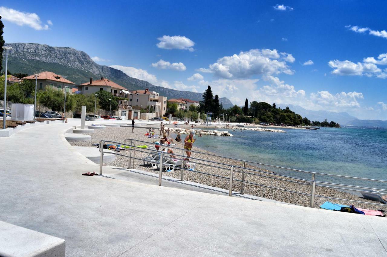Apartment Nikolic Kaštela Екстериор снимка