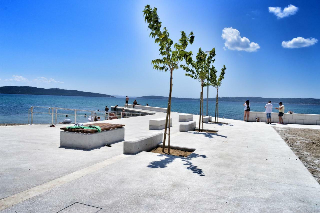 Apartment Nikolic Kaštela Екстериор снимка
